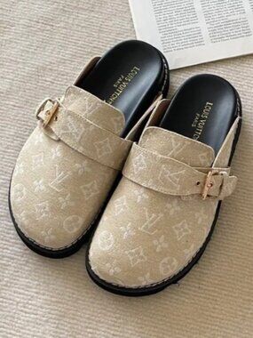 Louis Vuitton Khaki Slippers